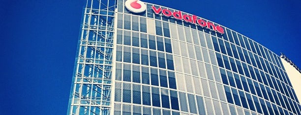 Vodafone Italia S.p.A. is one of Locais curtidos por Nicola.