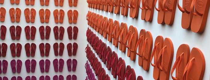 Havaianas is one of aniasv'ın Beğendiği Mekanlar.