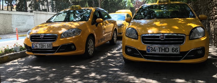 Nur Taksi is one of Lieux qui ont plu à Nurdan.