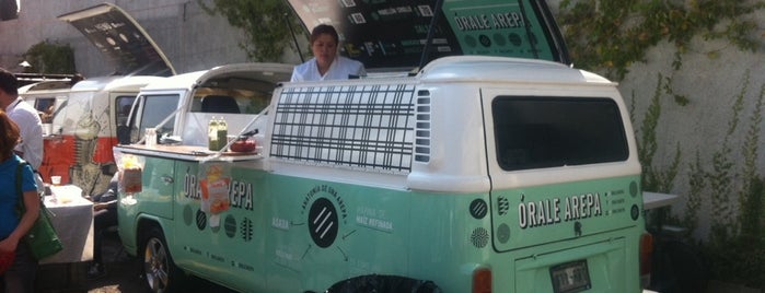 Food Truck Bazar is one of Cesar'ın Beğendiği Mekanlar.
