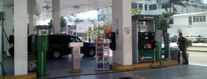 Gasolinera Orsan is one of Tempat yang Disukai Joaquin.
