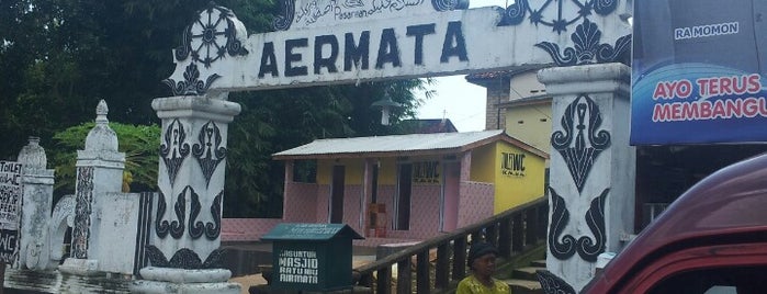 Makam Aermata Ibu,Arosbaya,Madura is one of Obyek Wisata Jawa Timur SELAIN Malang Surabaya.