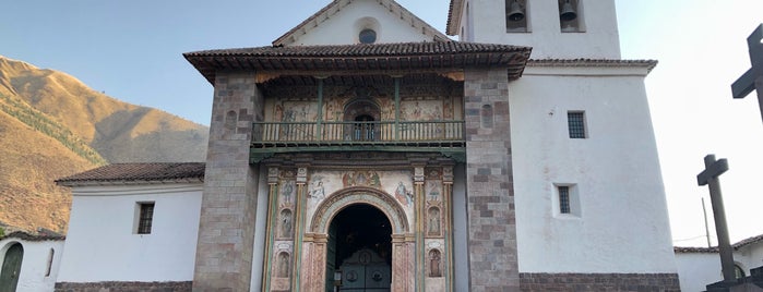 San Pedro Apóstol de Andahuaylillas is one of สถานที่ที่ Gianluca ถูกใจ.