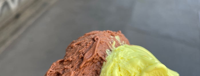 Gelato Giusto is one of Gianlucaさんのお気に入りスポット.