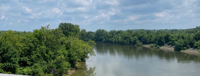 Shelby Bottoms Greenway Bridge is one of Find TN.