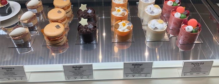 L’ARC EN CIEL is one of 🇨🇦 (Toronto • Desserts).