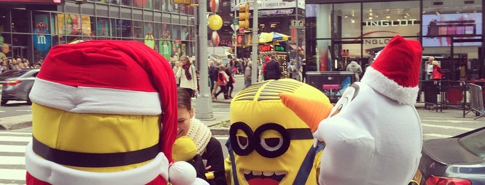 Times Square is one of Maru'nun Beğendiği Mekanlar.