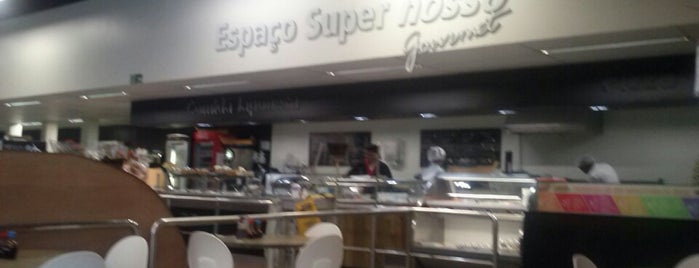 Super Nosso Gourmet is one of Locais curtidos por Paula.
