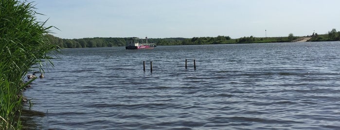 Maasboulevard is one of สถานที่ที่ Maik ถูกใจ.