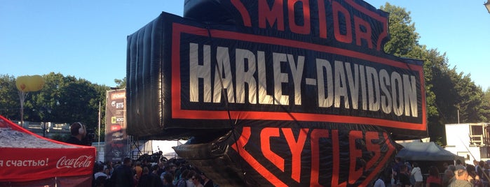 St.Petersburg Harley Days '15 is one of Tempat yang Disukai Frank.