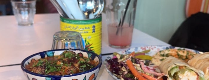 Comptoir Libanais is one of 🏴󠁧󠁢󠁥󠁮󠁧󠁿 Huddersfield & Leeds.