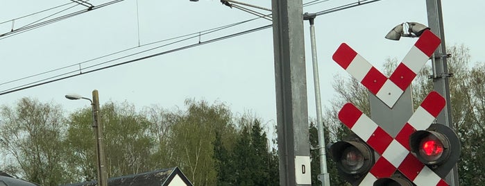 Gare de Sinaai is one of Bijna alle treinstations in Vlaanderen.