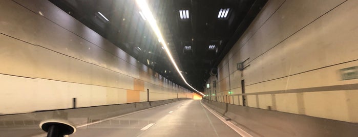 Jan De Vostunnel is one of 'On the road'.