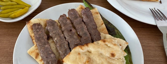Çınar Restaurant is one of Orte, die Samet gefallen.