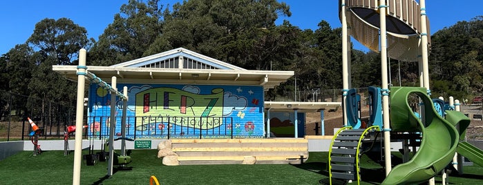 Herz Playground is one of SF: To Do.