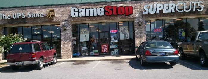 GameStop is one of Tempat yang Disukai ChrisT.