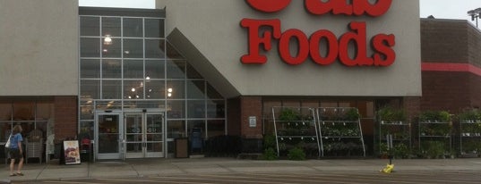 Cub Foods is one of สถานที่ที่ Jeremy ถูกใจ.