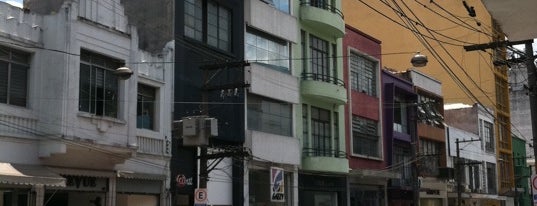 Rua Santa Ifigênia is one of Lugares legais em São Paulo.