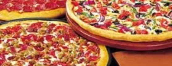 Domino's Pizza is one of Tempat yang Disukai Nedim.