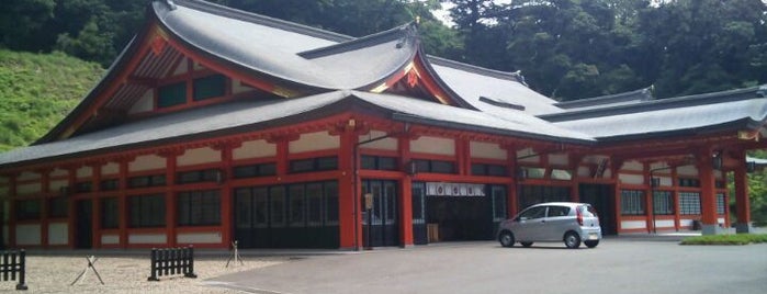 霧島神宮 is one of 別表神社 西日本.