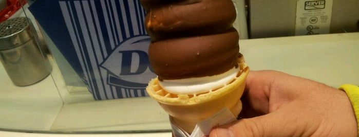 Dairy Queen is one of Ursulaさんのお気に入りスポット.