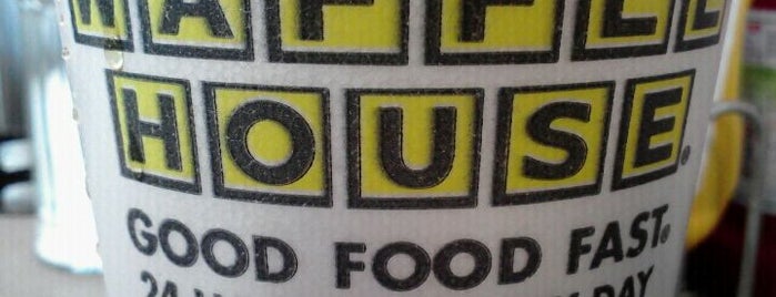 Waffle House is one of Alex : понравившиеся места.