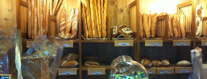 Boulangerie St Hubert is one of Yさんのお気に入りスポット.