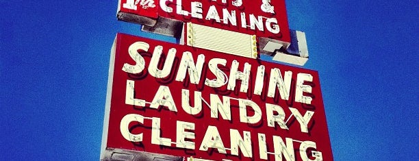 Sunshine Dry Cleaners is one of Chris : понравившиеся места.