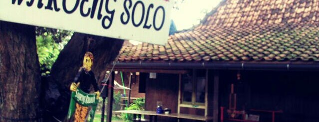 Waroeng Solo is one of Tempat yang Disukai Syeira.