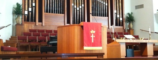 Sandy Springs United Methodist Church is one of Chesterさんのお気に入りスポット.
