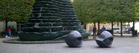 Agnes R Katz Plaza ("Eyeball Park") is one of Summer Gallery Crawl & Cosmo Pittsburgh 2012.
