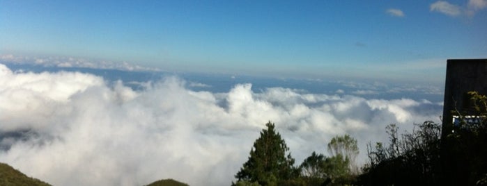 Pico do Itapeva is one of The best of Campos do Jordão.