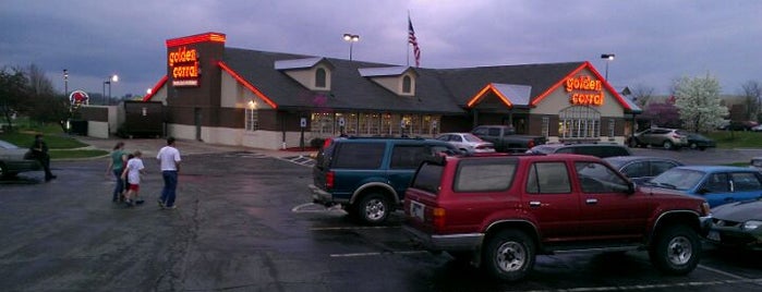 Golden Corral is one of Lugares favoritos de Judah.