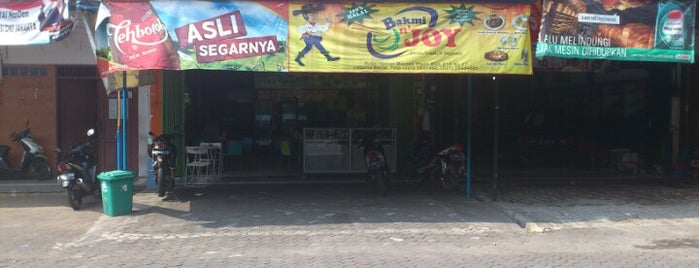 Bakmi N' joy is one of Kuliner.