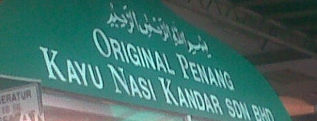 Original Penang Kayu Nasi Kandar is one of Famous Food Spot.