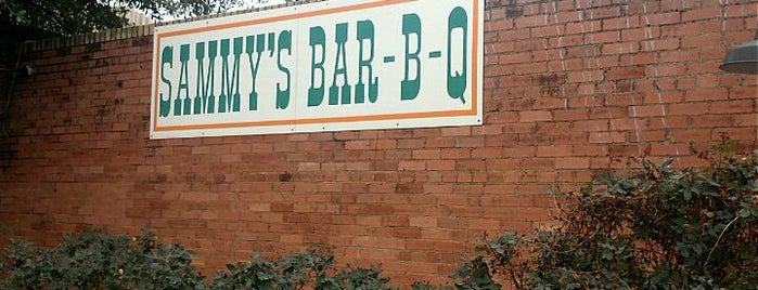 Sammy's Bar B Que is one of Central Dallas Lunch, Dinner & Libations.