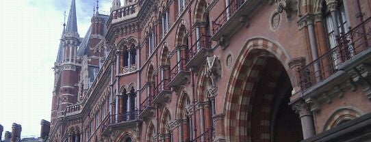 London St Pancras International Railway Station (STP) is one of Railway Stations in UK.
