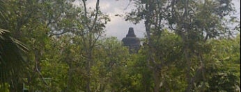 Borobudur Tempel is one of Top 10 places to try this season.