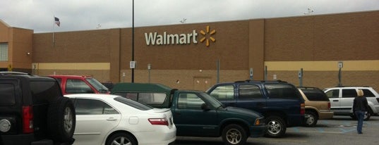 Walmart Supercenter is one of Nancy : понравившиеся места.