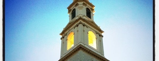 Dallas Baptist University (DBU) is one of Angela'nın Beğendiği Mekanlar.