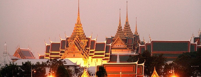 The Grand Palace is one of Bangkok.