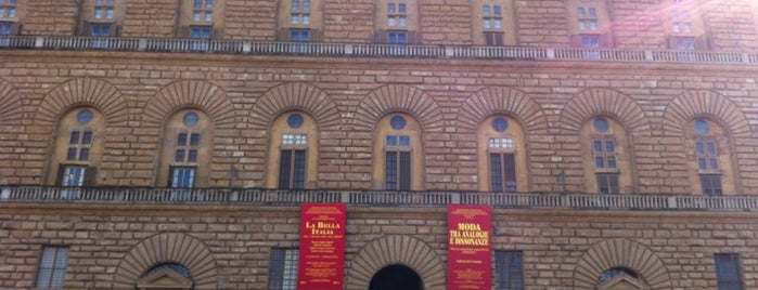 Pitti Sarayı is one of Un bacione a Firenze #4sqCities.