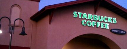 Starbucks is one of สถานที่ที่ Kelsey ถูกใจ.