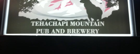 Tehachapi Mountain Pub And Brewery is one of Tempat yang Disukai James.