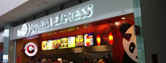 Panda Express is one of Orte, die Marcos gefallen.