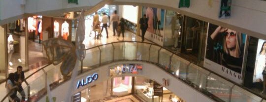 Jewel Square Mall is one of Happening Hangouts.