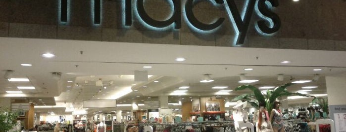 Macy's is one of Kさんのお気に入りスポット.
