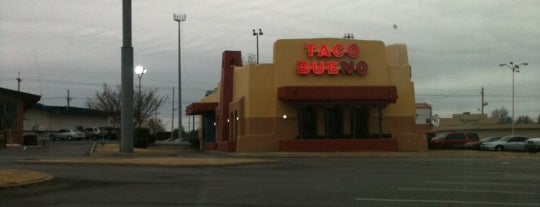 Taco Bueno is one of สถานที่ที่ Rob ถูกใจ.
