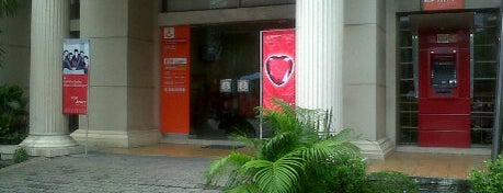 ธนาคารนครหลวงไทย is one of Buildings & Department Store.