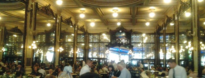 Confeitaria Colombo is one of Rio.